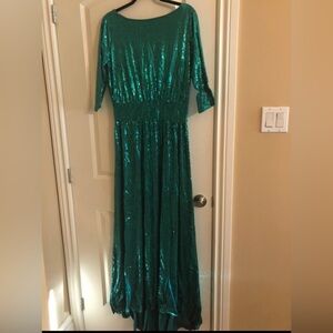 Elegant Green Sequin Gown
